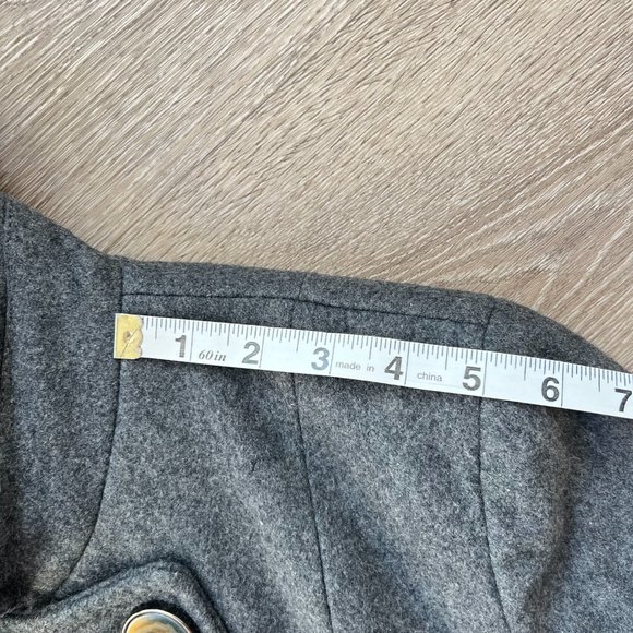 Kenneth Cole Gray Wool Blend Pea Coat, Size 14, Fully Lined - Picture 10 of 11